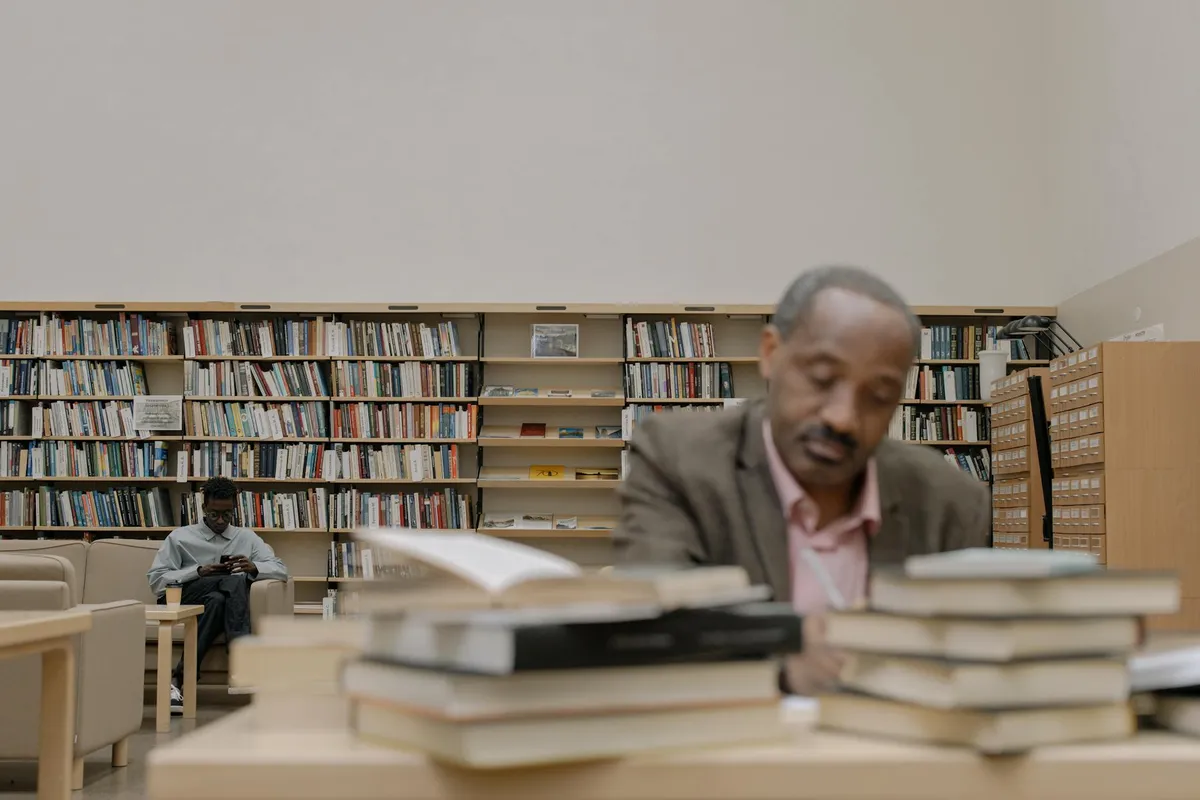 An academic library reading room
