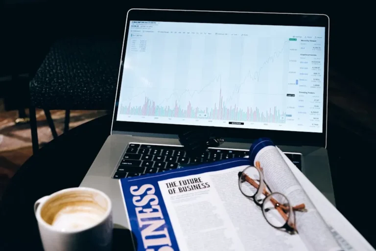 magazinenote.com Review: Search Intent, Trust, and Online Visibility: Essay Angle