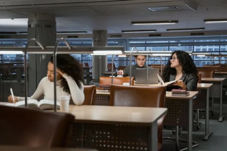 What students, researchers, and writing-service readers Can Learn From techsized.com